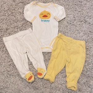 Carter’s Ducky Outfit, Size Newborn